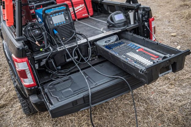 Picture of Truck Bed Organizer 21-Pres Ford F150 Aluminum 6 Ft 6 Inch w/ Pro Power Onboard DECKED