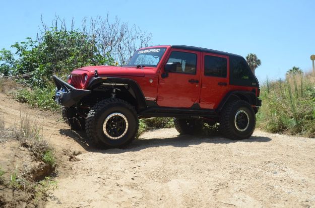 Picture of Jeep JK Hard Top Fast Back 07-18 Wrangler JK 4 Door Black W/Wiper 2 Piece DV8 Offroad