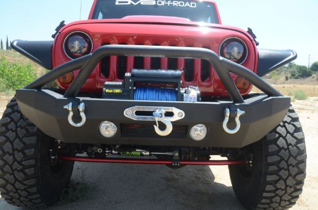 Picture of Jeep JK/JL Front Bumper w/Fog Light Holes And LED 07-18 Wrangler JK/JL Steel Mid Length DV8 Offroad